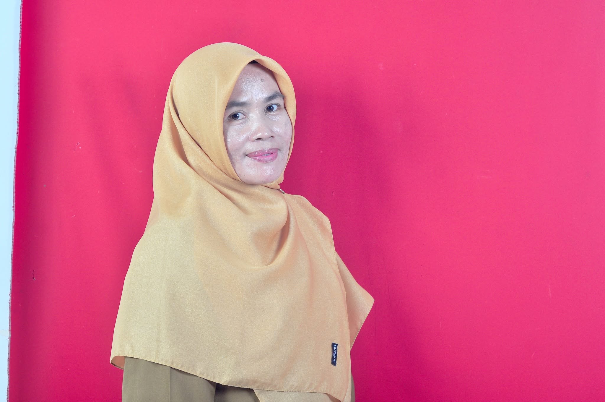 UMMU AMNAH, S.AG